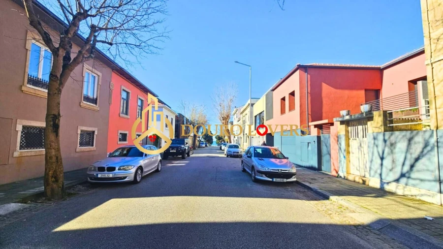 Moradia T4 para Venda em Matosinhos e Leça da Palmeira Foto 46