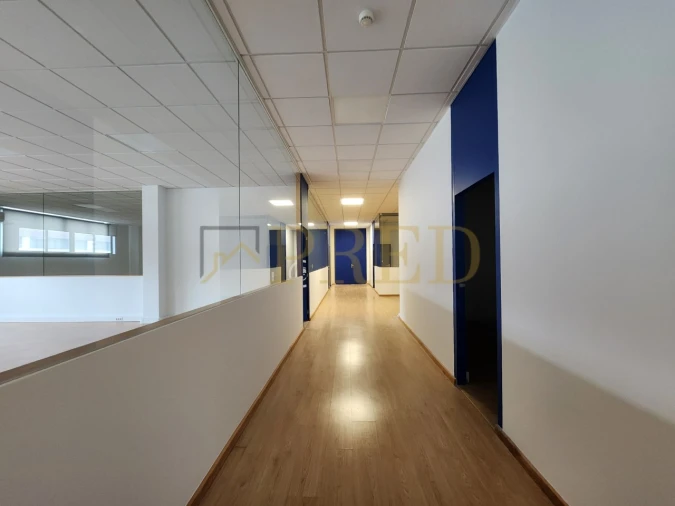 Armazém para Arrendamento em Paranhos Foto 7