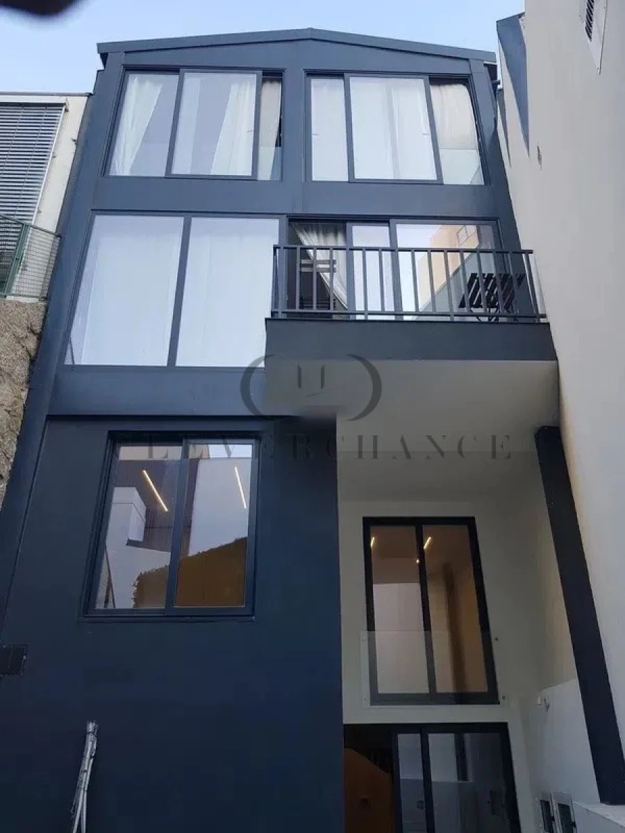Apartamento T2 para Venda em Campanhã Foto 13