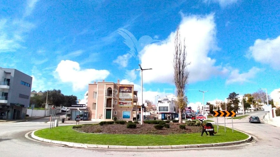 Loja para Venda em Alvor