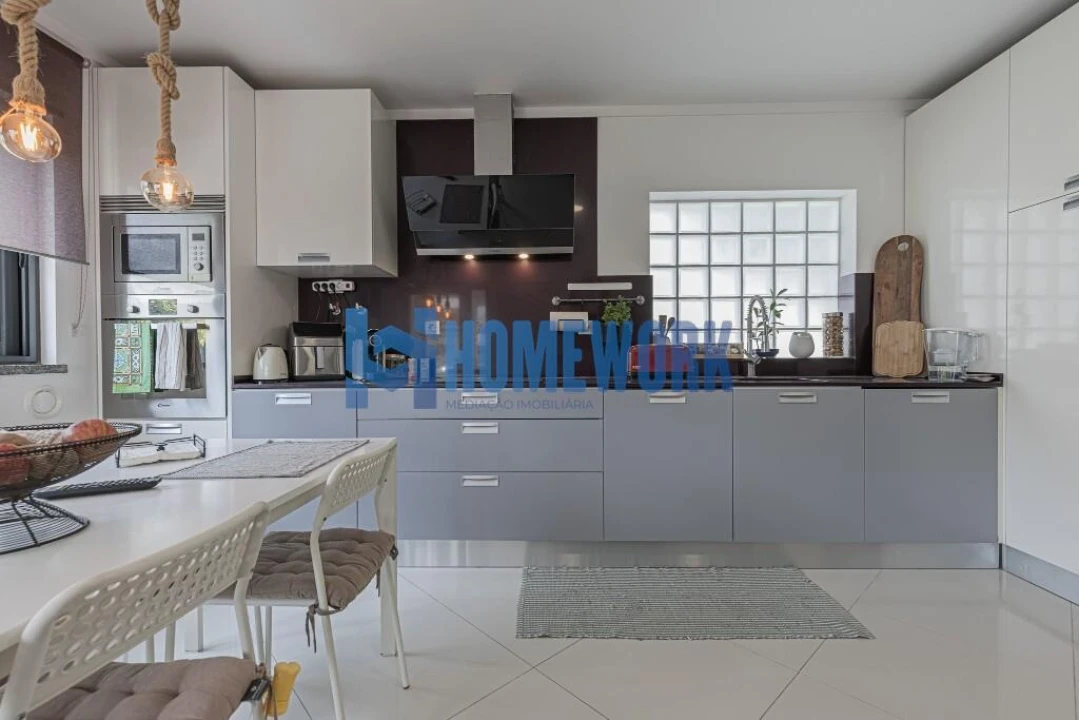 Moradia T4 para Venda em Santo Antonio da Charneca Foto 30