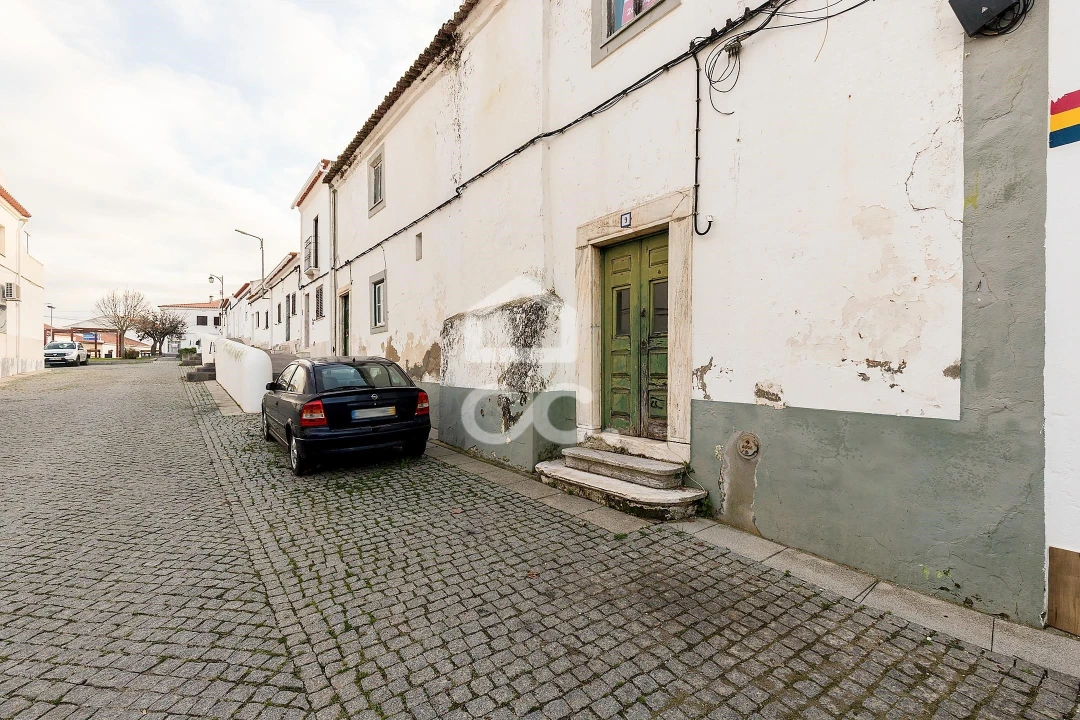 Moradia T7 para Venda em Portel Foto 28