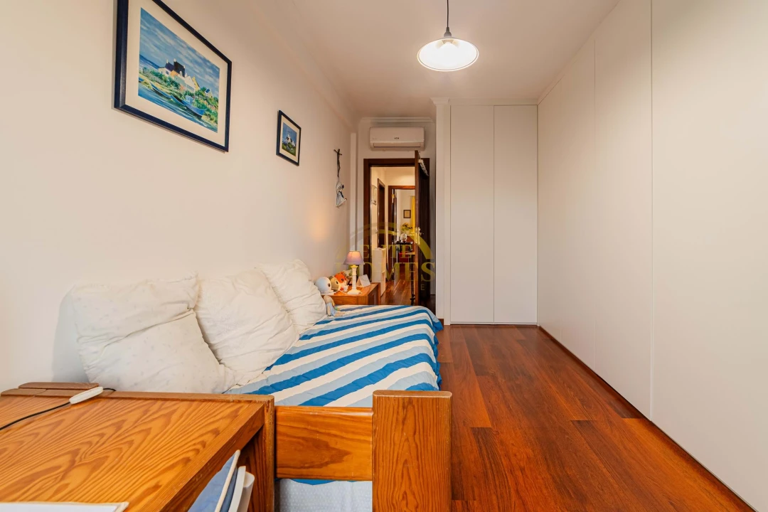 Apartamento T2 para Venda em Algés, Linda-A-Velha e Cruz Quebrada-Dafundo Foto 21