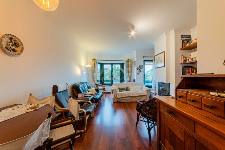 Apartamento T2 para Venda em Algés, Linda-A-Velha e Cruz Quebrada-Dafundo Foto 4