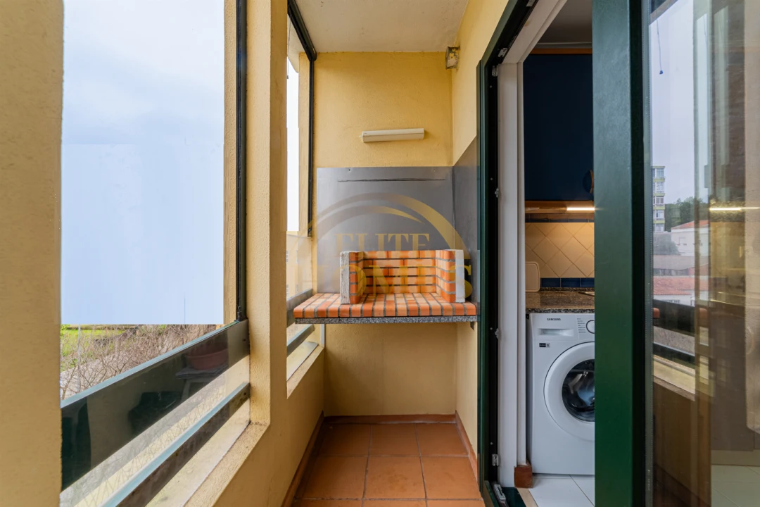 Apartamento T2 para Venda em Algés, Linda-A-Velha e Cruz Quebrada-Dafundo Foto 9