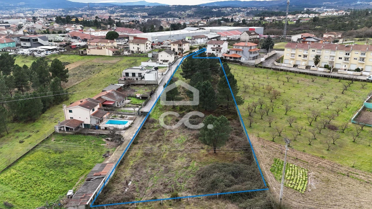 Terreno para Venda em Outeiro Seco Foto 1