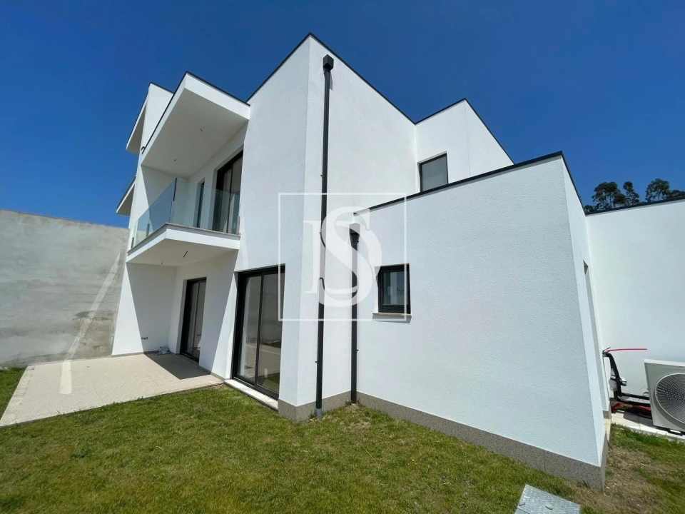 Moradia T3 para Venda em Lemenhe, Mouquim e Jesufrei Foto 22