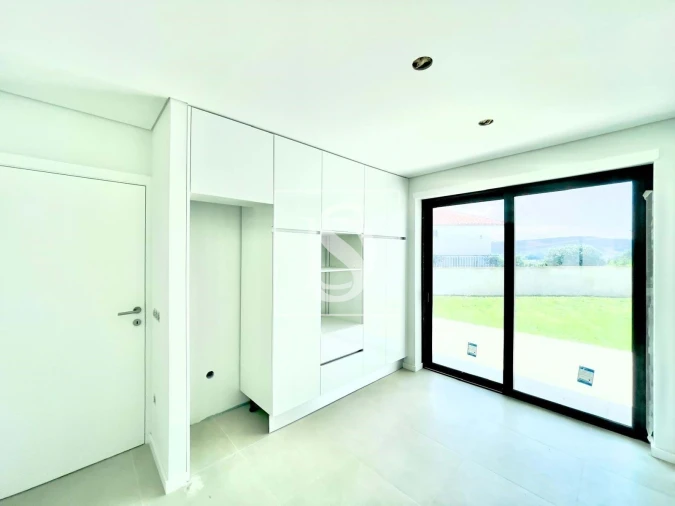 Moradia T3 para Venda em Lemenhe, Mouquim e Jesufrei Foto 4