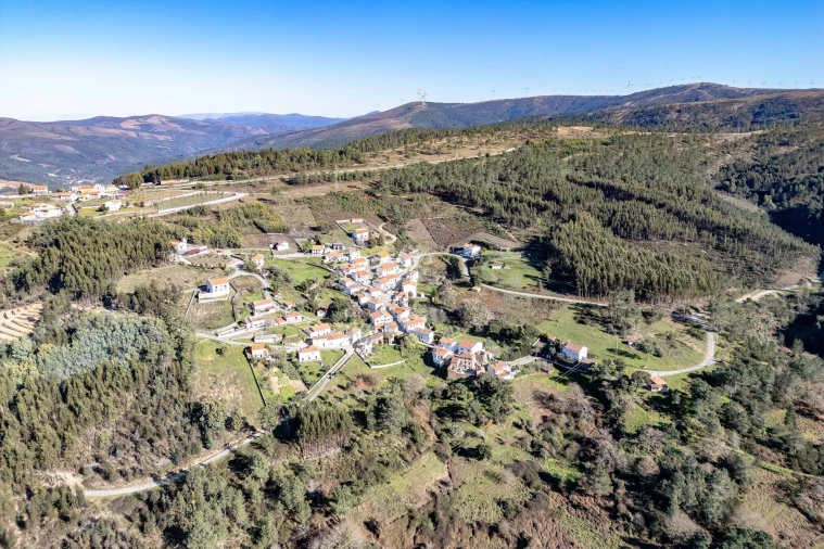 Moradia T3 para Venda em Gois Foto 73