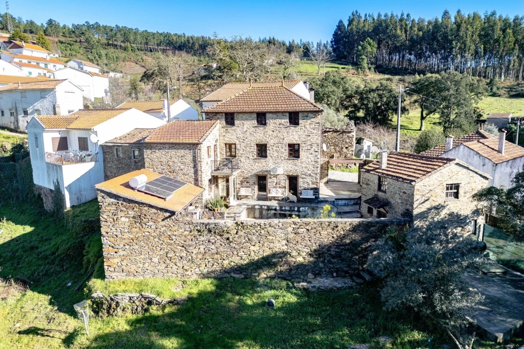 Moradia T3 para Venda em Gois Foto 72