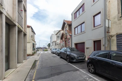 Moradia T4 para Venda em Aldoar, Foz do Douro e Nevogilde