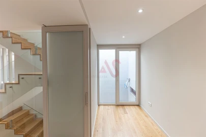 Moradia T4 para Venda em Aldoar, Foz do Douro e Nevogilde