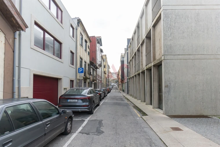 Moradia T4 para Venda em Aldoar, Foz do Douro e Nevogilde Foto 45