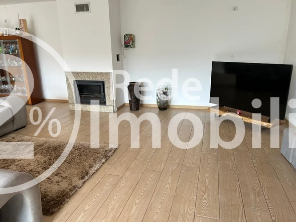 Moradia T0 para Venda em Gafanha da Encarnação Foto 21