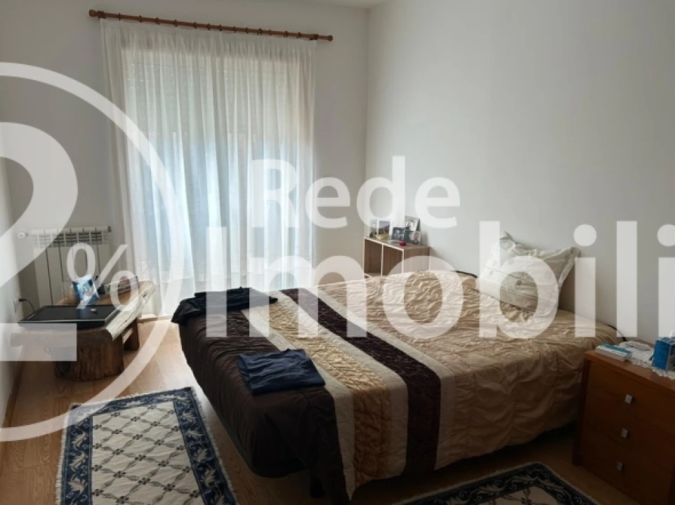 Moradia T0 para Venda em Gafanha da Encarnação Foto 11