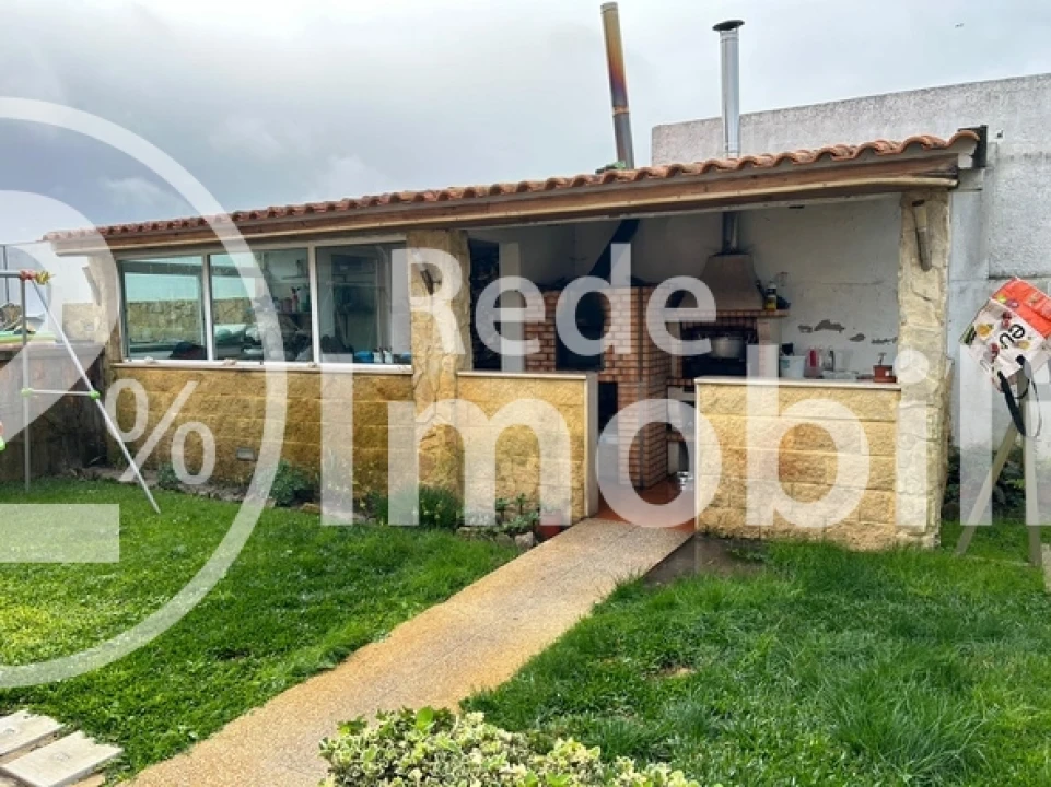 Moradia T0 para Venda em Gafanha da Encarnação Foto 6