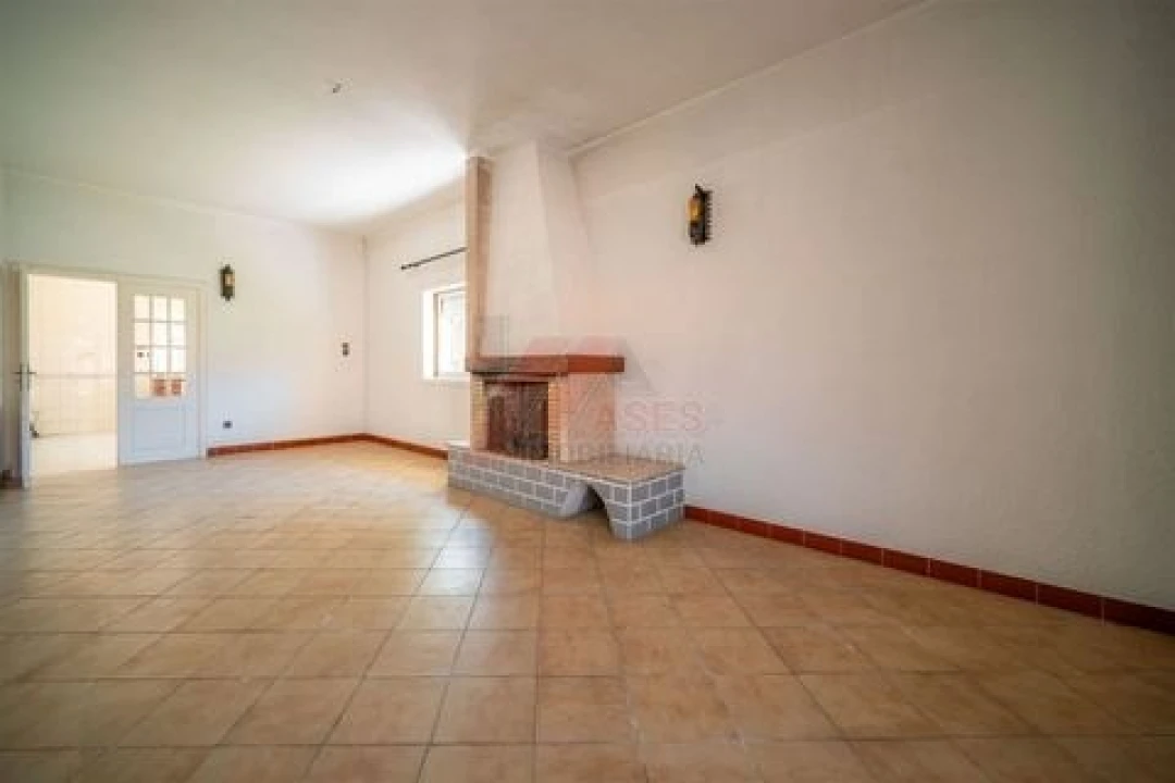 Moradia T5 para Venda em Arões (São Romão) Foto 25