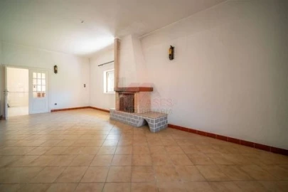 Moradia T5 para Venda em Arões (São Romão)