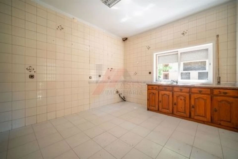 Moradia T5 para Venda em Arões (São Romão) Foto 22