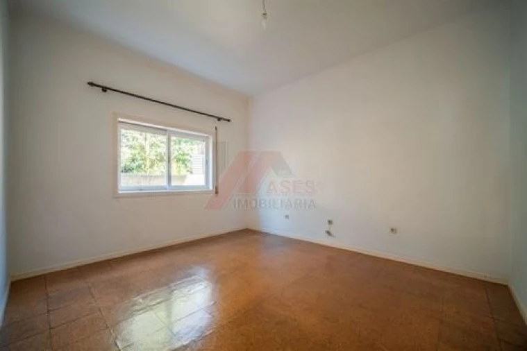 Moradia T5 para Venda em Arões (São Romão) Foto 27