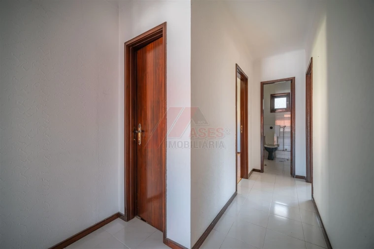 Moradia T5 para Venda em Arões (São Romão) Foto 17