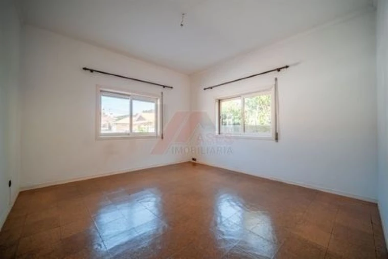 Moradia T5 para Venda em Arões (São Romão) Foto 26