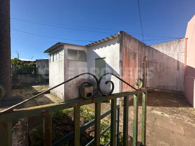 Moradia T3 para Venda em Agualva e Mira-Sintra Foto 2