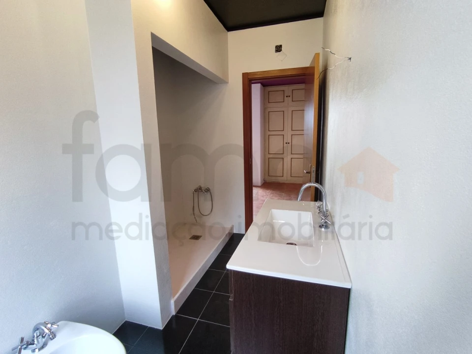 Moradia T6 para Venda em Oeiras e São Julião da Barra, Paço de Arcos e Caxias Foto 32