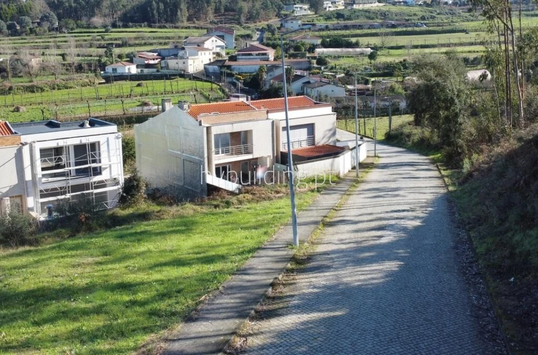 Terreno para Venda em Merelim (São Paio), Panoias e Parada de Tibães Foto 10
