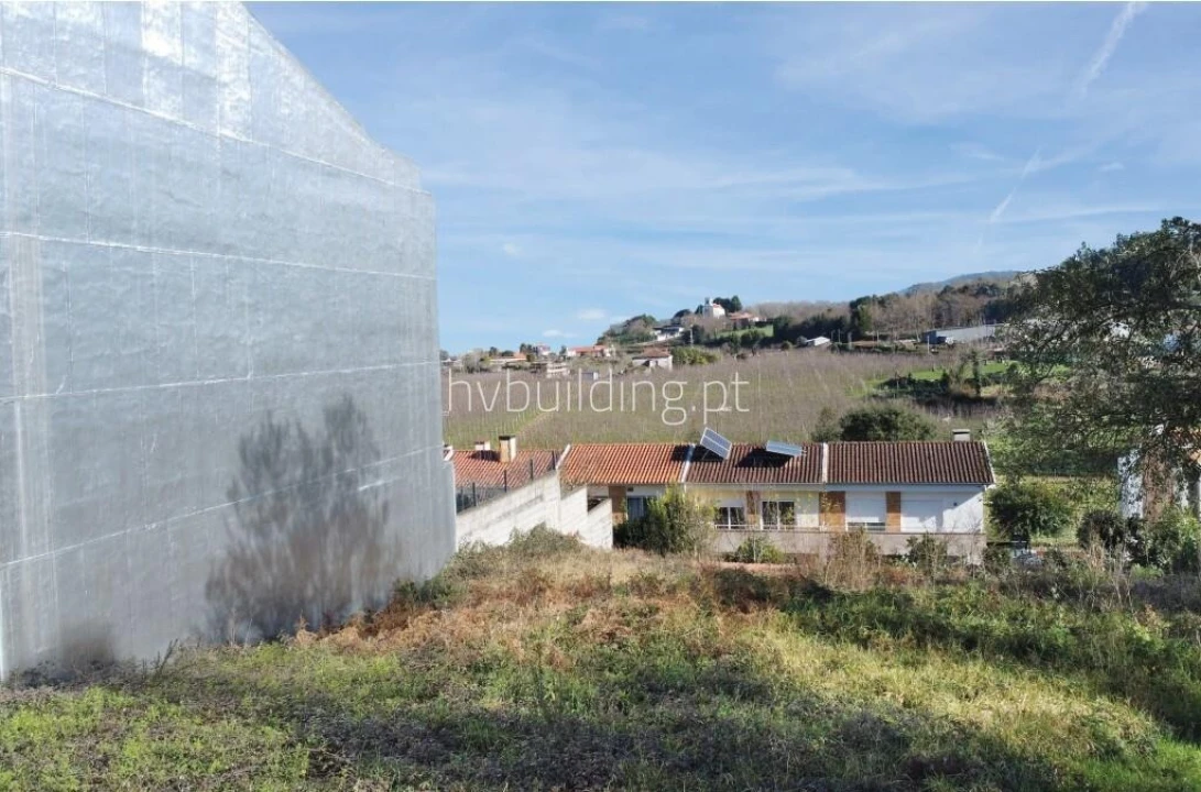 Terreno para Venda em Merelim (São Paio), Panoias e Parada de Tibães Foto 1