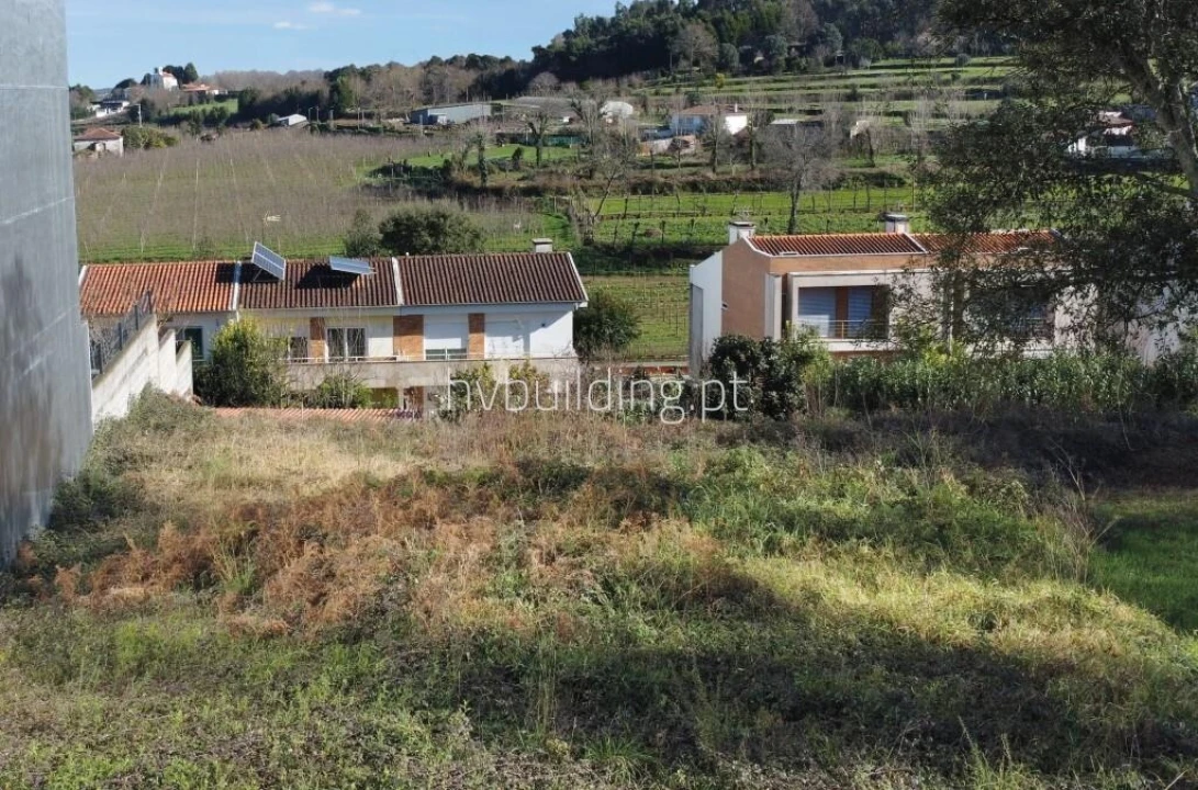 Terreno para Venda em Merelim (São Paio), Panoias e Parada de Tibães Foto 8