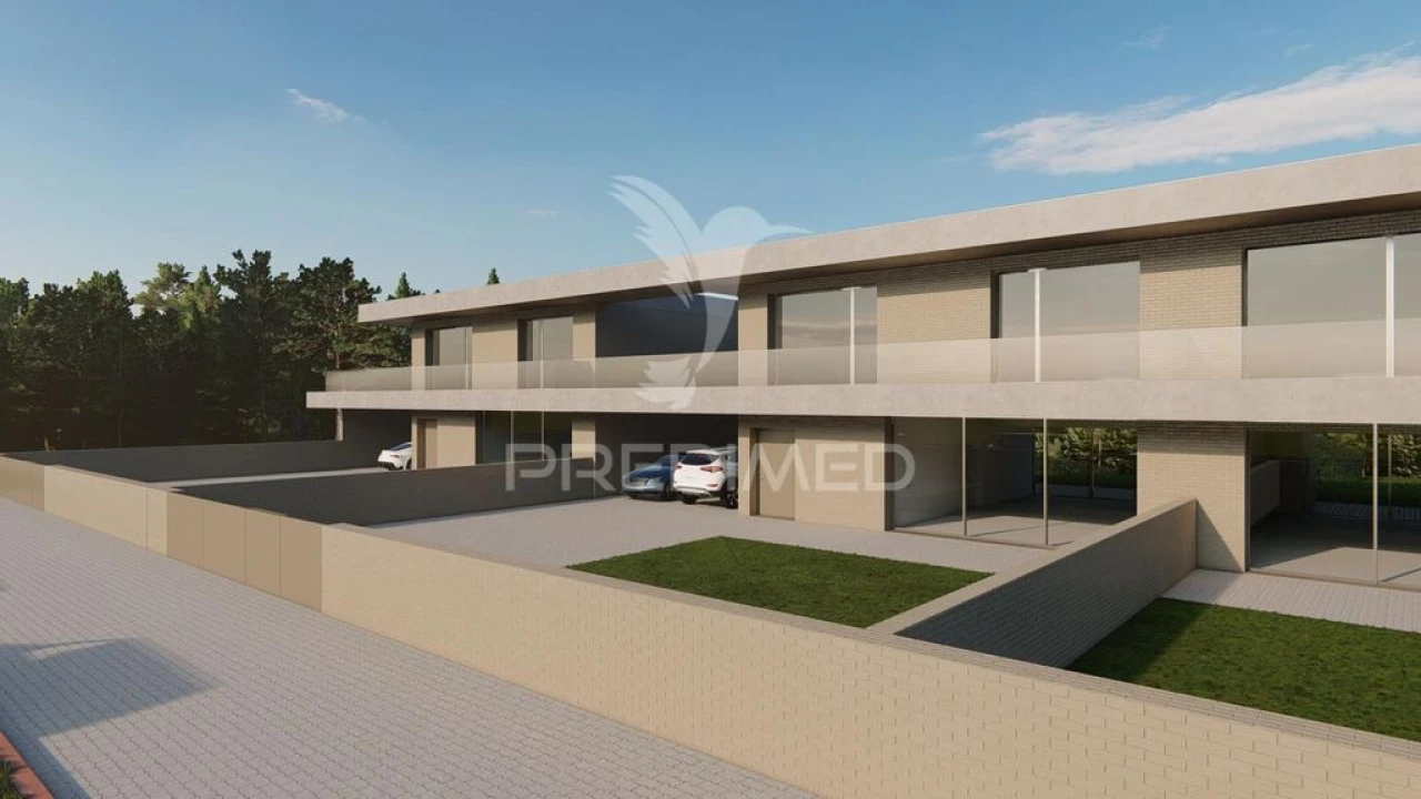 Terreno para Venda em Pinheiro Foto 1