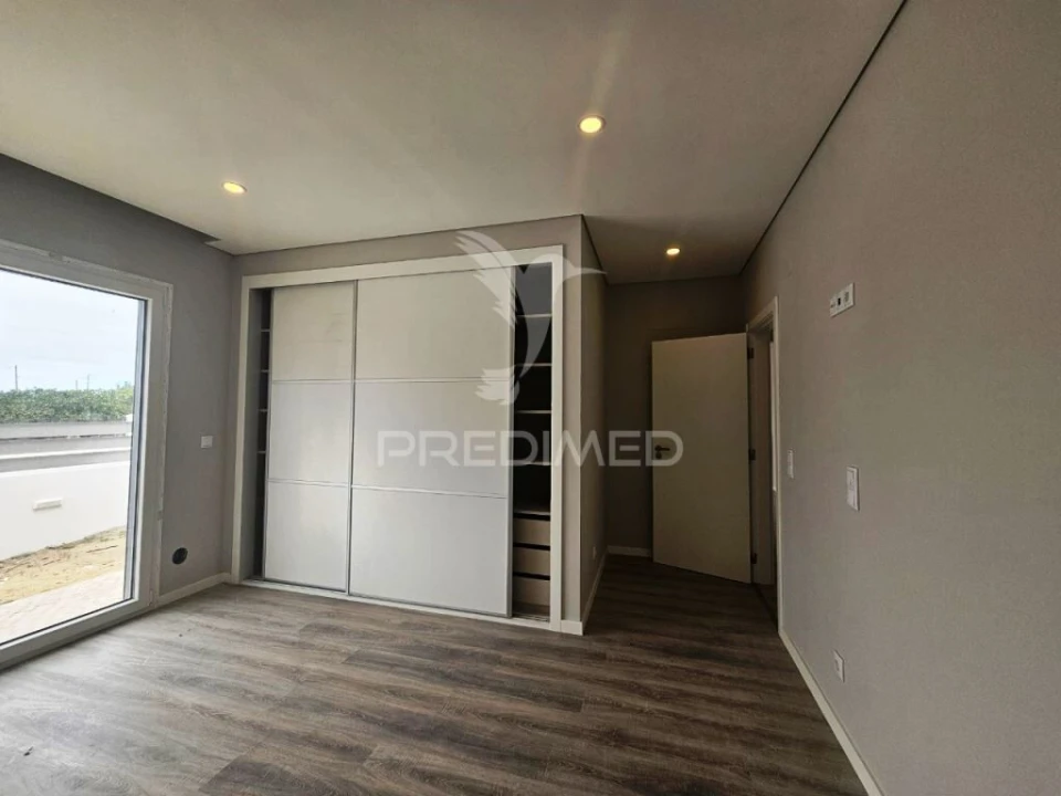 Moradia T4 para Venda em Azeitão (São Lourenço e São Simão) Foto 18
