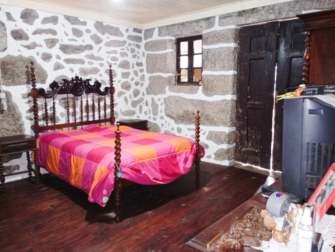 Moradia T4 para Venda em Mosteiro Foto 20