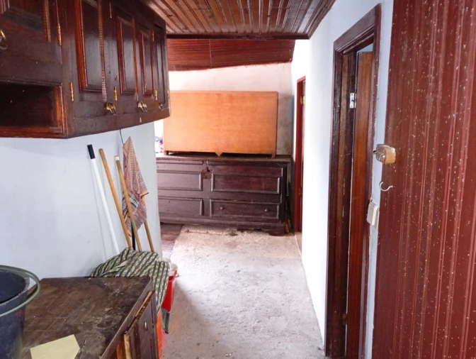 Moradia T4 para Venda em Mosteiro Foto 32