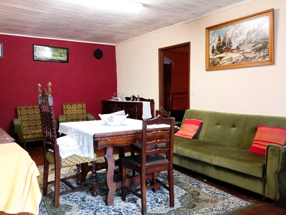 Moradia T4 para Venda em Mosteiro Foto 15