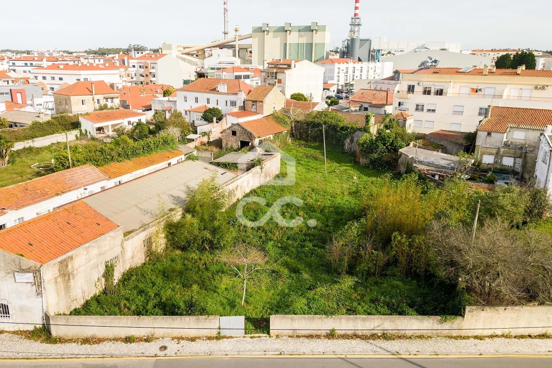 Moradia T5 para Venda em Marinha Grande Foto 39