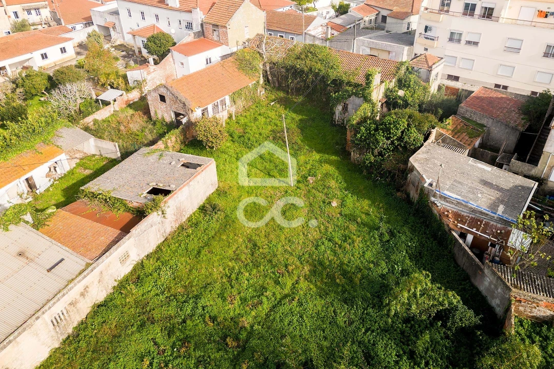 Moradia T5 para Venda em Marinha Grande Foto 36