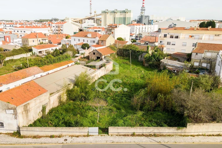 Moradia T5 para Venda em Marinha Grande Foto 39