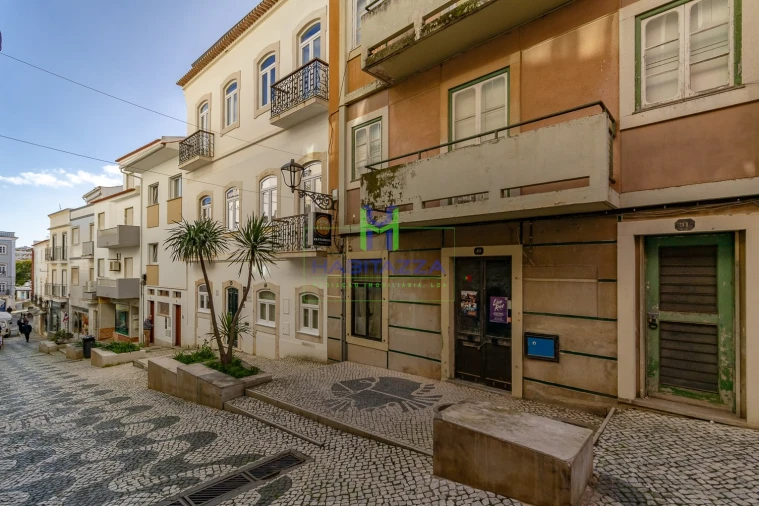 Prédio para Venda em Lagos (São Sebastião e Santa Maria) Foto 3