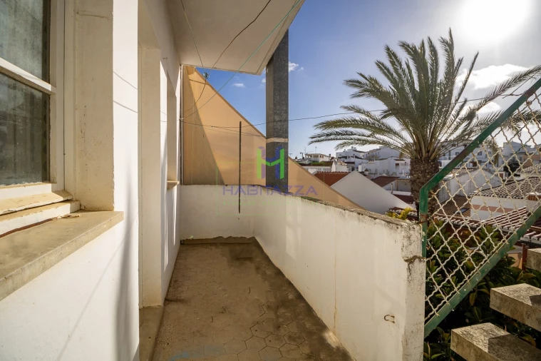 Prédio para Venda em Lagos (São Sebastião e Santa Maria) Foto 44