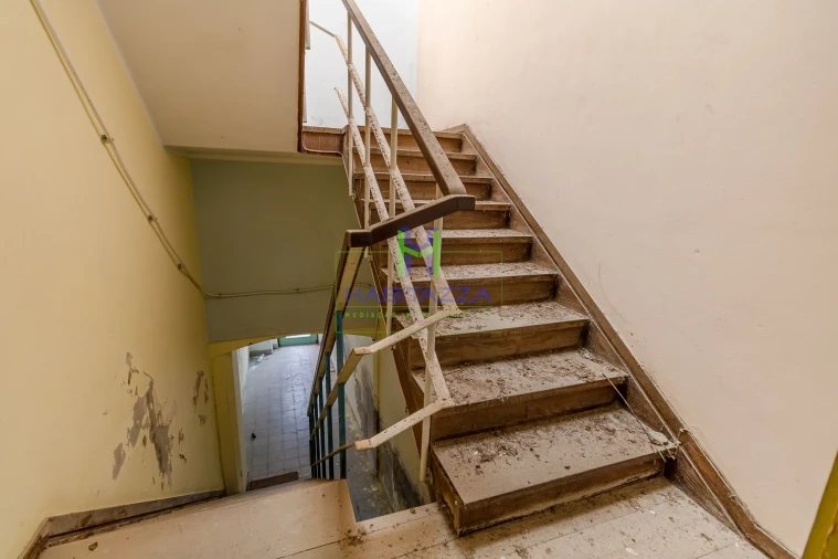 Prédio para Venda em Lagos (São Sebastião e Santa Maria) Foto 31