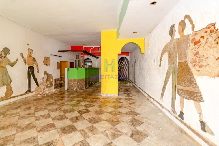 Prédio para Venda em Lagos (São Sebastião e Santa Maria) Foto 4