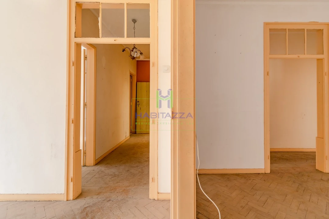 Prédio para Venda em Lagos (São Sebastião e Santa Maria) Foto 32