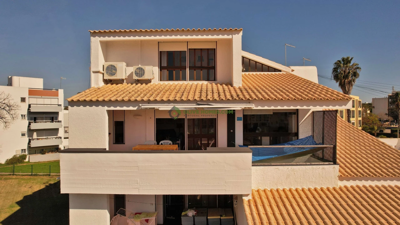 Apartamento T3 para Venda em Quarteira Foto 5