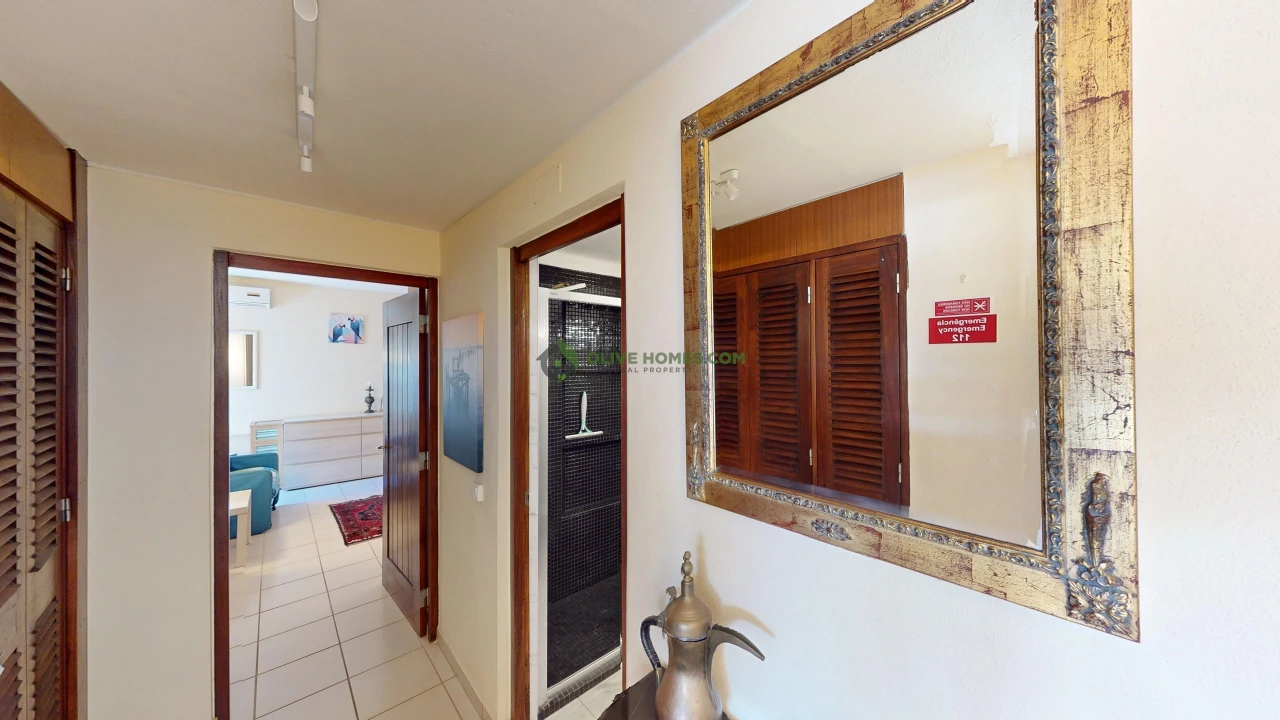 Apartamento T3 para Venda em Quarteira Foto 17