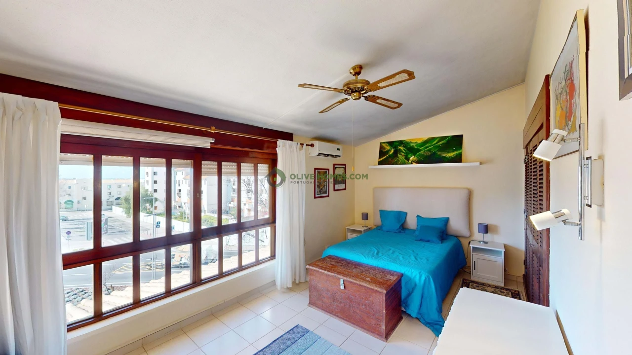 Apartamento T3 para Venda em Quarteira Foto 25