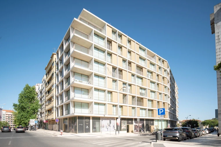 Apartamento T3 para Venda em Areeiro Foto 34