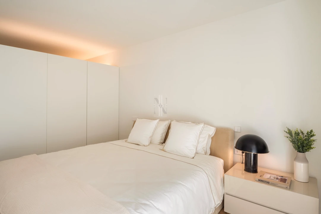 Apartamento T2 para Venda em Areeiro Foto 8