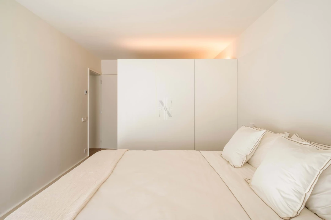 Apartamento T2 para Venda em Areeiro Foto 10